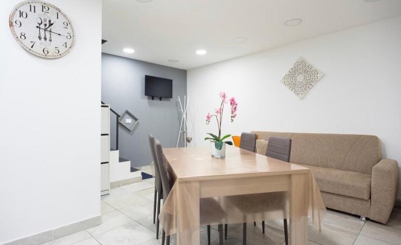 Graphite House Apartment Naples Exterior photo